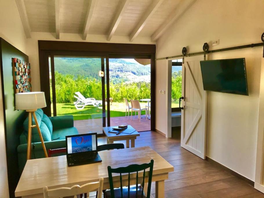 Casa Nueva De Vigo Rural Mos Con Jacuzzi Y Chimenea Para Escapada Romantica Luaran gambar