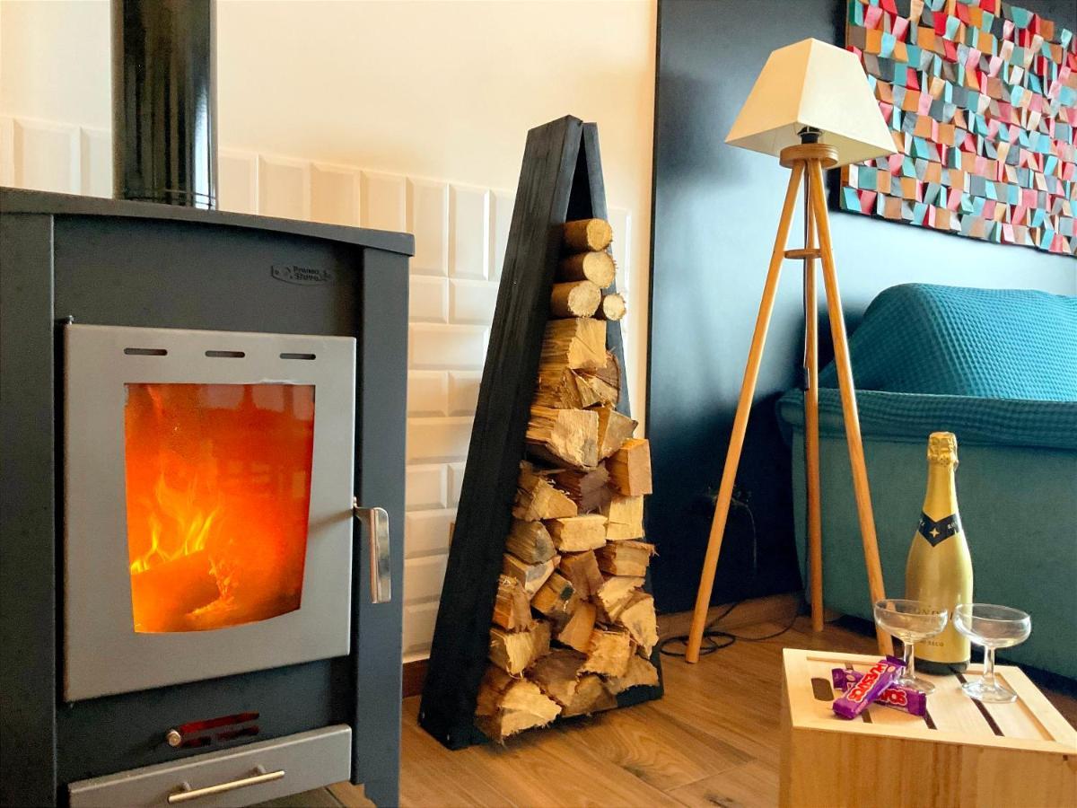 Casa Nueva De Vigo Rural Mos Con Jacuzzi Y Chimenea Para Escapada Romantica Luaran gambar