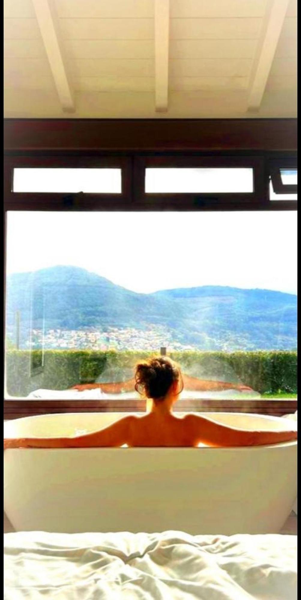 Casa Nueva De Vigo Rural Mos Con Jacuzzi Y Chimenea Para Escapada Romantica Luaran gambar